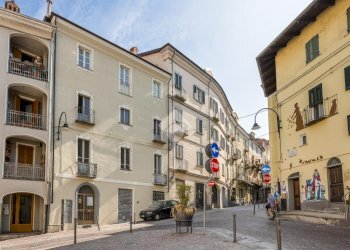 Apartment Piazza Gioberti, Ivrea - photo 2