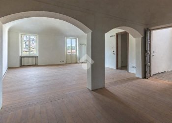 Apartment Piazza Gioberti, Ivrea - photo 4