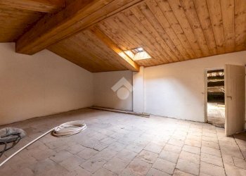 Apartment Piazza Gioberti, Ivrea - photo 14