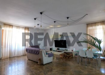 Sala da pranzo - Quadrilocale VIA EUROPA
 
snc, Vairano Patenora - foto 2