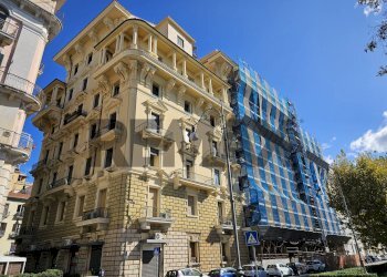 Edificio all\'aperto - Apartment Lungomare Trieste
 
112, Salerno - photo 4