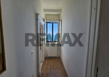 Hall / corridoio - Apartment Lungomare Trieste
 
112, Salerno - photo 15