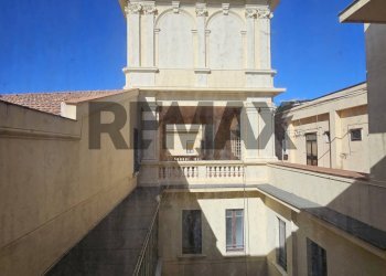 Edificio all\'aperto - Apartment Lungomare Trieste
 
112, Salerno - photo 16