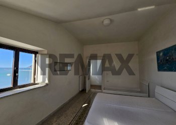 Camera / camera da letto - Apartment Lungomare Trieste
 
112, Salerno - photo 17