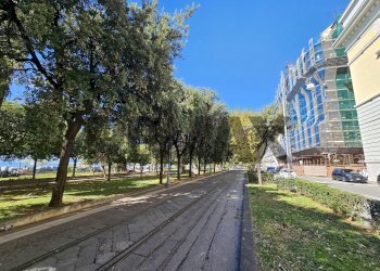 Edificio all\'aperto - Apartment Lungomare Trieste
 
112, Salerno - photo 40