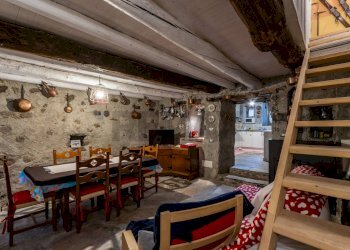Sala da pranzo - Casa indipendente via Ca' Vervio
 
4, Montagna in Valtellina - foto 9