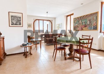 Sala da pranzo - Independent house via Pospagliaro
 
7, Bosisio Parini - photo 8