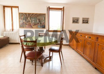 Sala da pranzo - Independent house via Pospagliaro
 
7, Bosisio Parini - photo 19