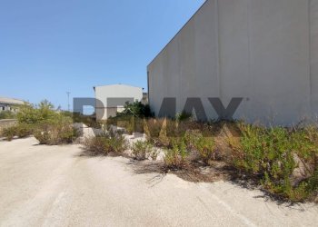 Edificio all\'aperto - Capannone STRADA STATALE 114
48, Siracusa - foto 9