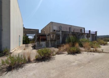 Casa all\'aperto - Capannone STRADA STATALE 114
48, Siracusa - foto 10