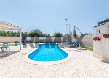 Piscina - Villa Contrada Burgio - Fontanelle
 
Snc, Pachino - foto 14