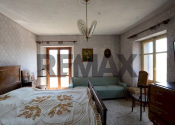 Camera / camera da letto - Apartment Borgata Barbei
 
4, Camerana - photo 35
