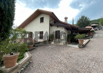 Casa all\'aperto - Villa Via Castello
 
4, Scoppito - photo 1