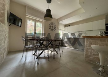 Sala da pranzo - Villa Via Castello
 
4, Scoppito - photo 12
