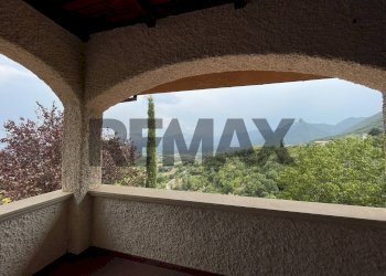 Balcone - Villa Via Castello
 
4, Scoppito - photo 23