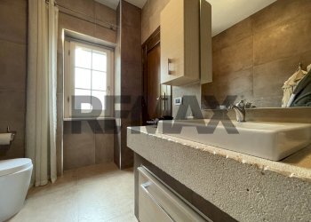 Bagno - Villa Via Castello
 
4, Scoppito - photo 26
