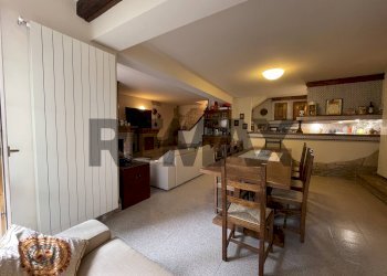 Sala da pranzo - Villa Via Castello
 
4, Scoppito - photo 42
