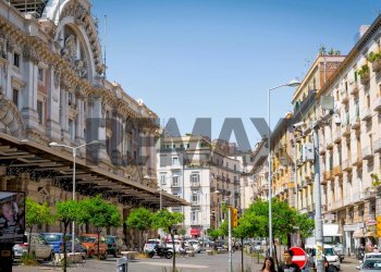 Edificio all\'aperto - Commercial Activity Via Caracciolo
100, Napoli - photo 3