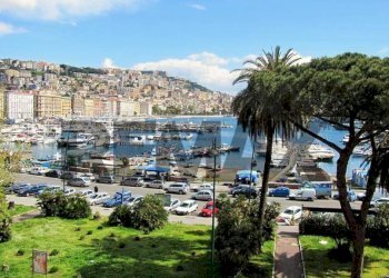 Vista dell\'acqua - Commercial Activity Via Caracciolo
100, Napoli - photo 6