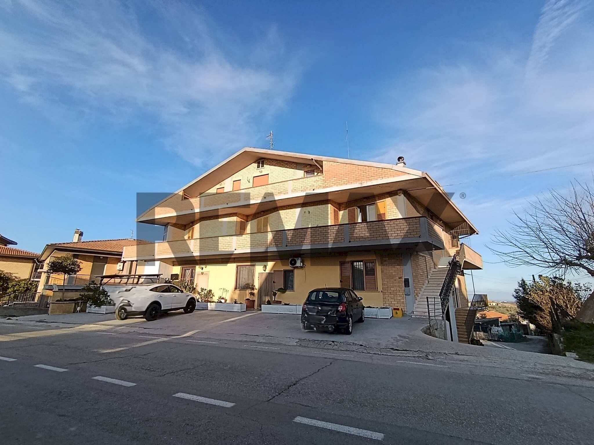 Edificio all\'aperto - Three-room apartment VIA SAN ROCCO
 
134, Giuliano Teatino - photo 1