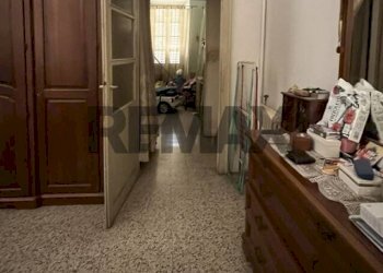 Hall / corridoio - Quadrilocale via Monte Rosa
 
21, Ghemme - foto 6