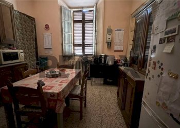 Sala da pranzo - Quadrilocale via Monte Rosa
 
21, Ghemme - foto 7