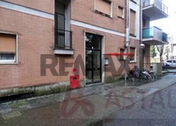 Edificio all\'aperto - Bilocale via Turati
 
23, Cerro Maggiore - foto 8