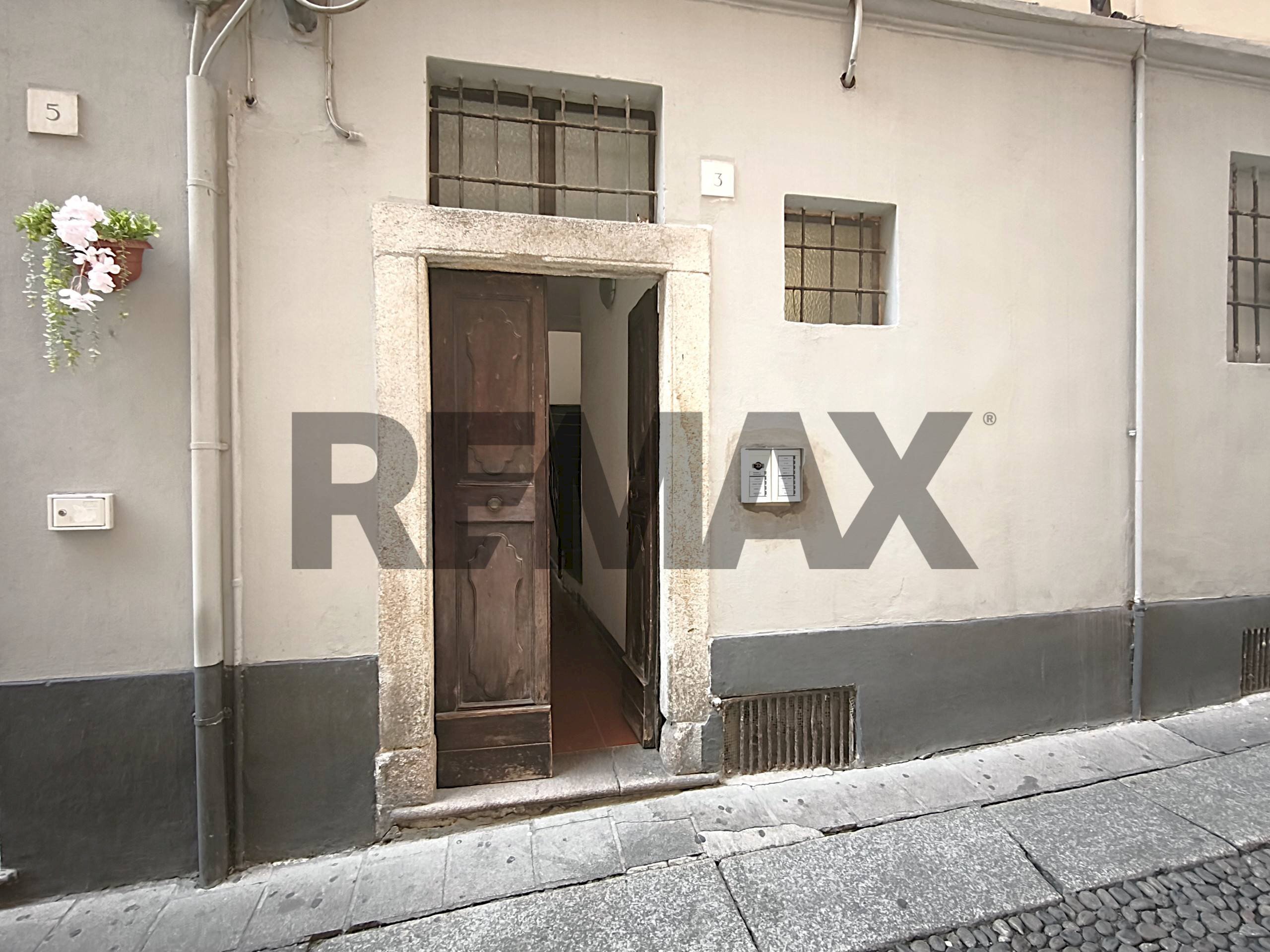 Edificio all\'aperto - Attic Via Volturno
 
3, Pavia - photo 1