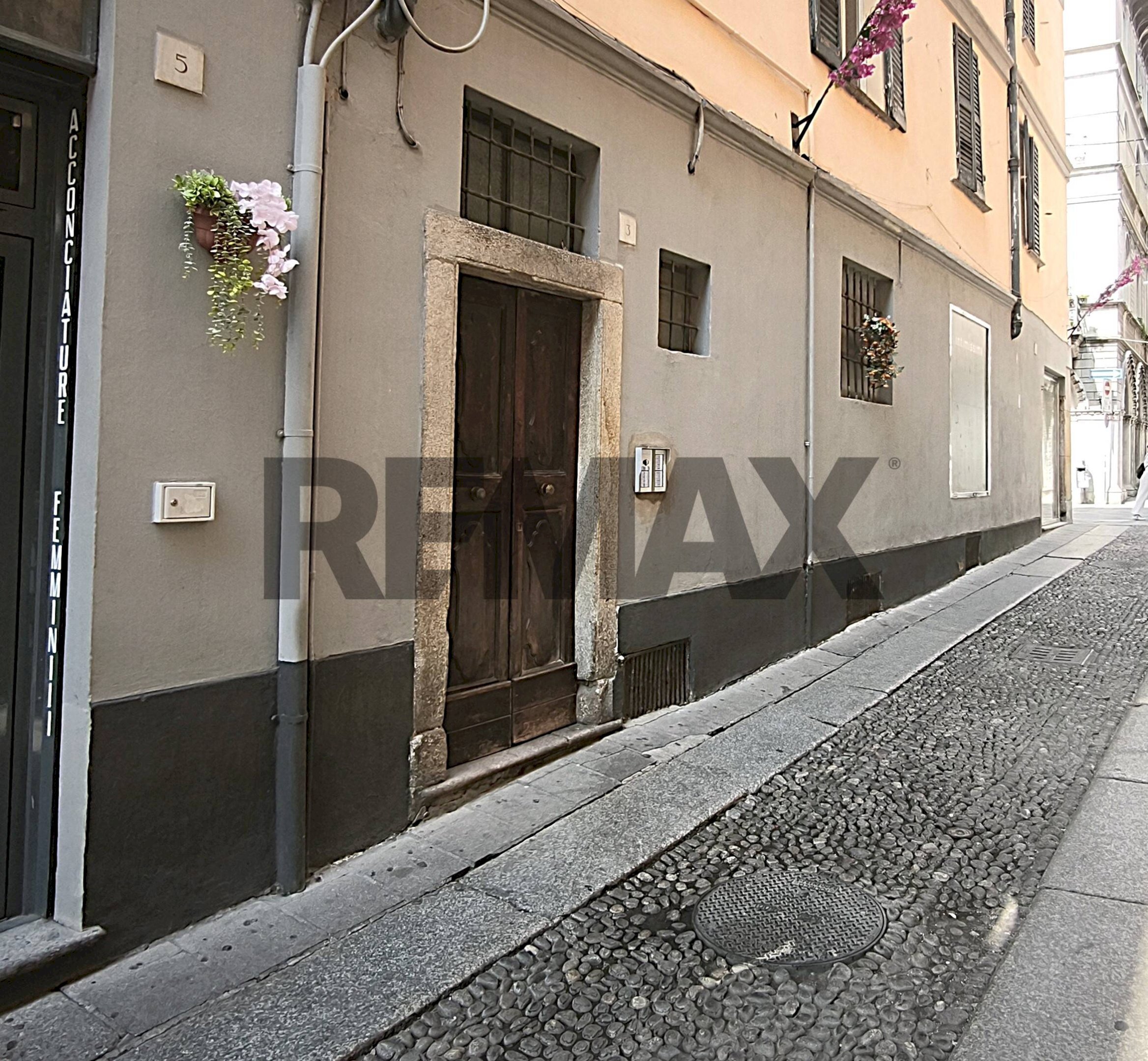 Edificio all\'aperto - Attic Via Volturno
3, Pavia - photo 2