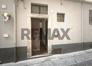 Edificio all\'aperto - Attic Via Volturno
 
3, Pavia - photo 1