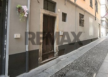 Edificio all\'aperto - Attic Via Volturno
 
3, Pavia - photo 2