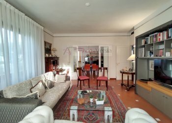 Foto 1 - Casa indipendente Massa - foto 1
