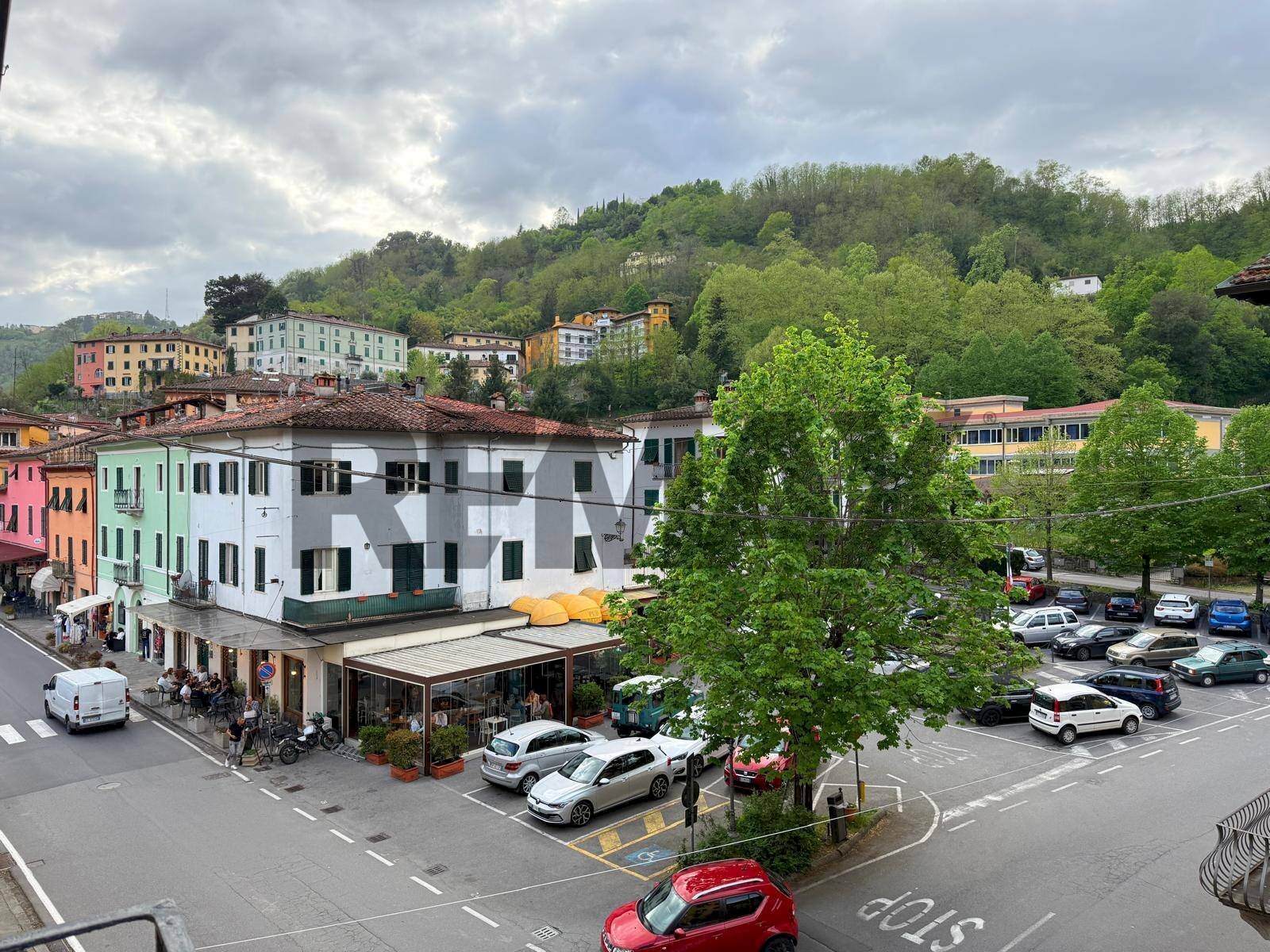 Edificio all\'aperto - Appartamento Via Umberto I Bagni di Lucca
snc, Bagni di Lucca - foto 2
