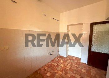 Stanza vuota - Appartamento Via Umberto I Bagni di Lucca
 
snc, Bagni di Lucca - foto 3