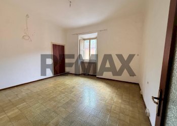 Stanza vuota - Appartamento Via Umberto I Bagni di Lucca
 
snc, Bagni di Lucca - foto 6