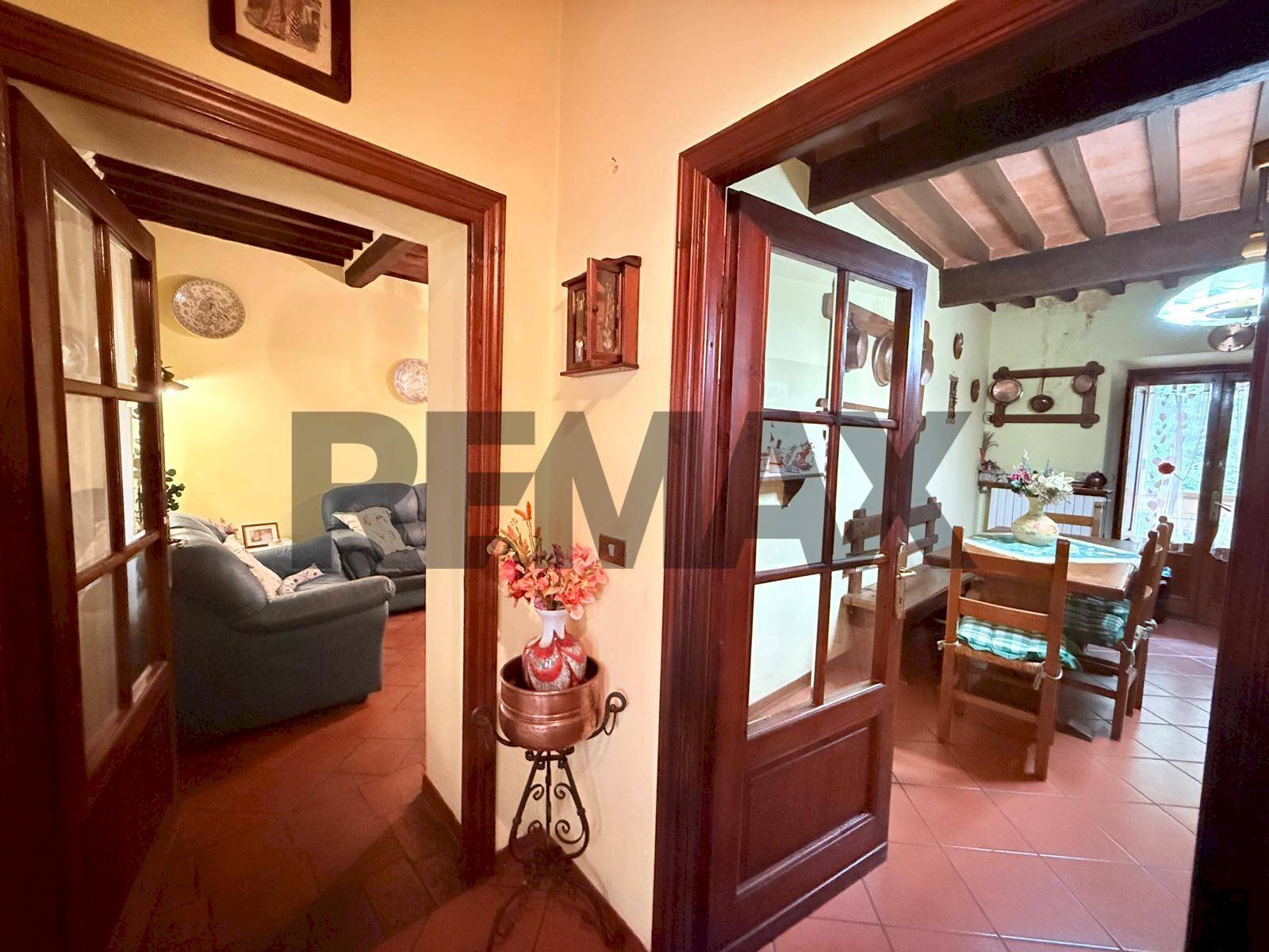 Hall / corridoio - Casa semi indipendente via della fontana
6, Coreglia Antelminelli - foto 2