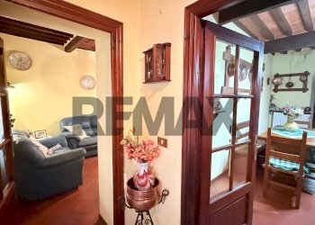 Hall / corridoio - Casa semi indipendente via della fontana
 
6, Coreglia Antelminelli - foto 3