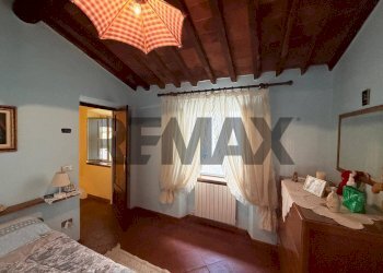 Camera / camera da letto - Casa semi indipendente via della fontana
 
6, Coreglia Antelminelli - foto 17
