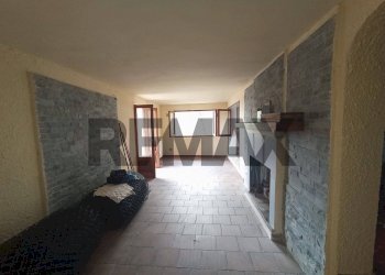 Soggiorno - Independent house VIA DELLA TORRE
 
5, Villa Basilica - photo 19