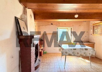 Cucina - Casa semi indipendente VIA UNITA' D'ITALIA
 
SC, Bagni di Lucca - foto 7