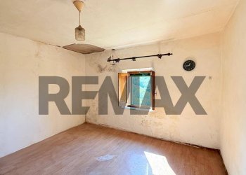 Stanza vuota - Casa semi indipendente VIA UNITA' D'ITALIA
 
SC, Bagni di Lucca - foto 9