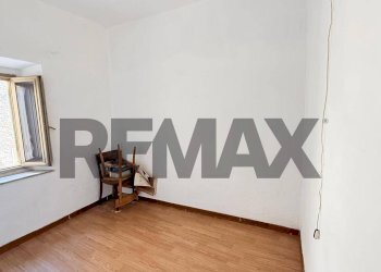Stanza vuota - Casa semi indipendente VIA UNITA' D'ITALIA
 
SC, Bagni di Lucca - foto 12