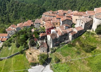 Casa all\'aperto - Casa indipendente PALLEGGIO VIA SANTA LUCIA
 
4, Bagni di Lucca - foto 16