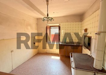 Cucina - Casa indipendente PALLEGGIO VIA SANTA LUCIA
 
4, Bagni di Lucca - foto 17