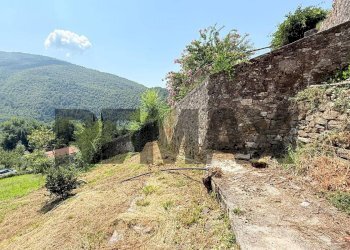 Vista delle montagne - Casa indipendente PALLEGGIO VIA SANTA LUCIA
 
4, Bagni di Lucca - foto 41