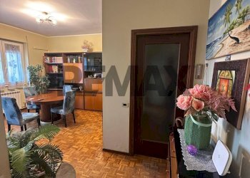 Hall / corridoio - Trilocale Via Dora Riparia
 
14, Milano - foto 4