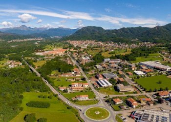 Vista delle montagne - Terreno edificabile strada Vicinale dei Prati Maggiori
snc, Grignasco - foto 1