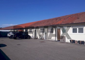 Edificio all\'aperto - Commercial Premises Strada Quingenti
 
44, Parma - photo 1
