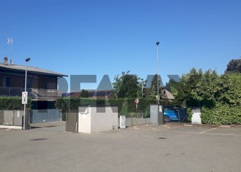 Casa all\'aperto - Commercial Premises Strada Quingenti
 
44, Parma - photo 5