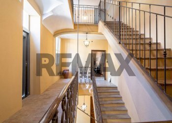 Scale - Apartment VIA BORGO COLONNE
 
30, Parma - photo 8